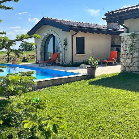 Private Villa At Blacksearama Golf & Villas Resort バルチク エクステリア 写真